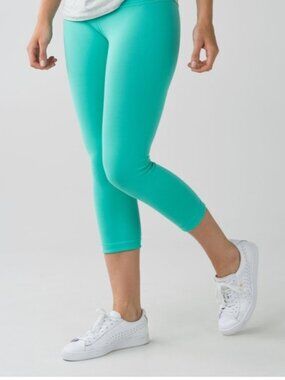 Lululemon Wunder Under Crop II Reversible